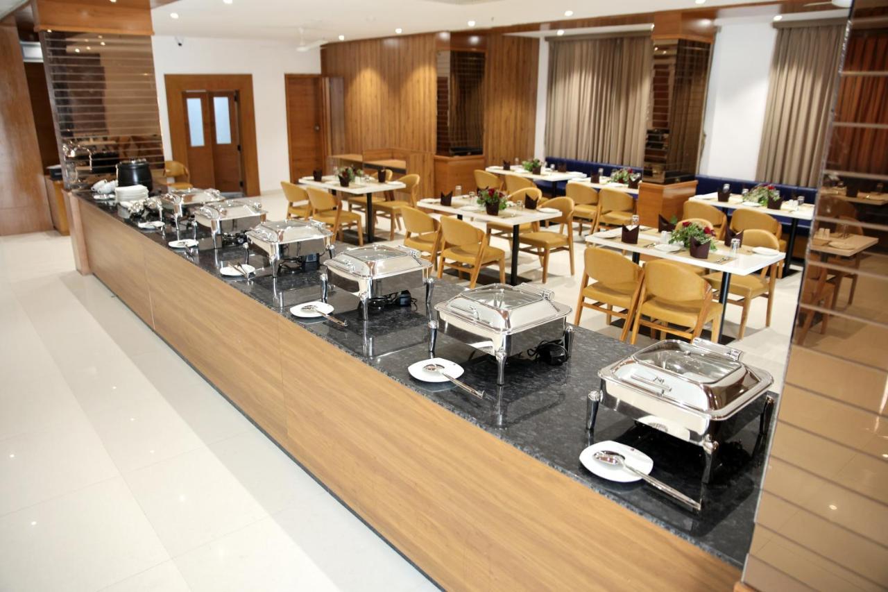 Lords Eco Inn, Ambaji Buitenkant foto