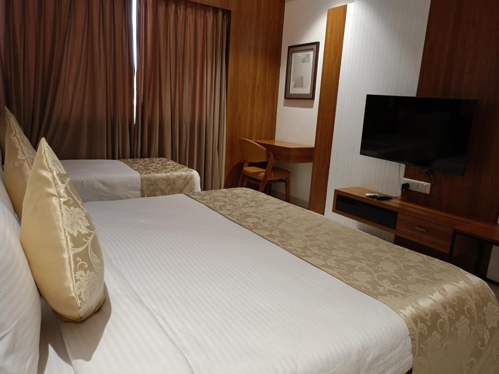 Lords Eco Inn, Ambaji Buitenkant foto