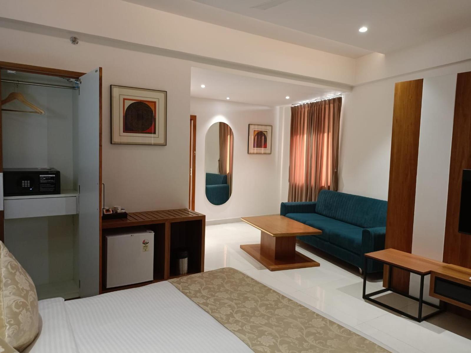 Lords Eco Inn, Ambaji Buitenkant foto