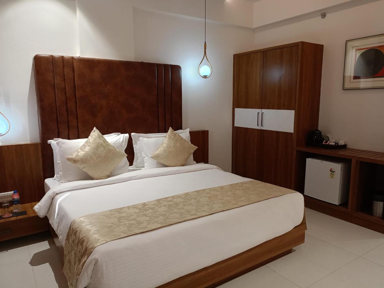 Lords Eco Inn, Ambaji Buitenkant foto