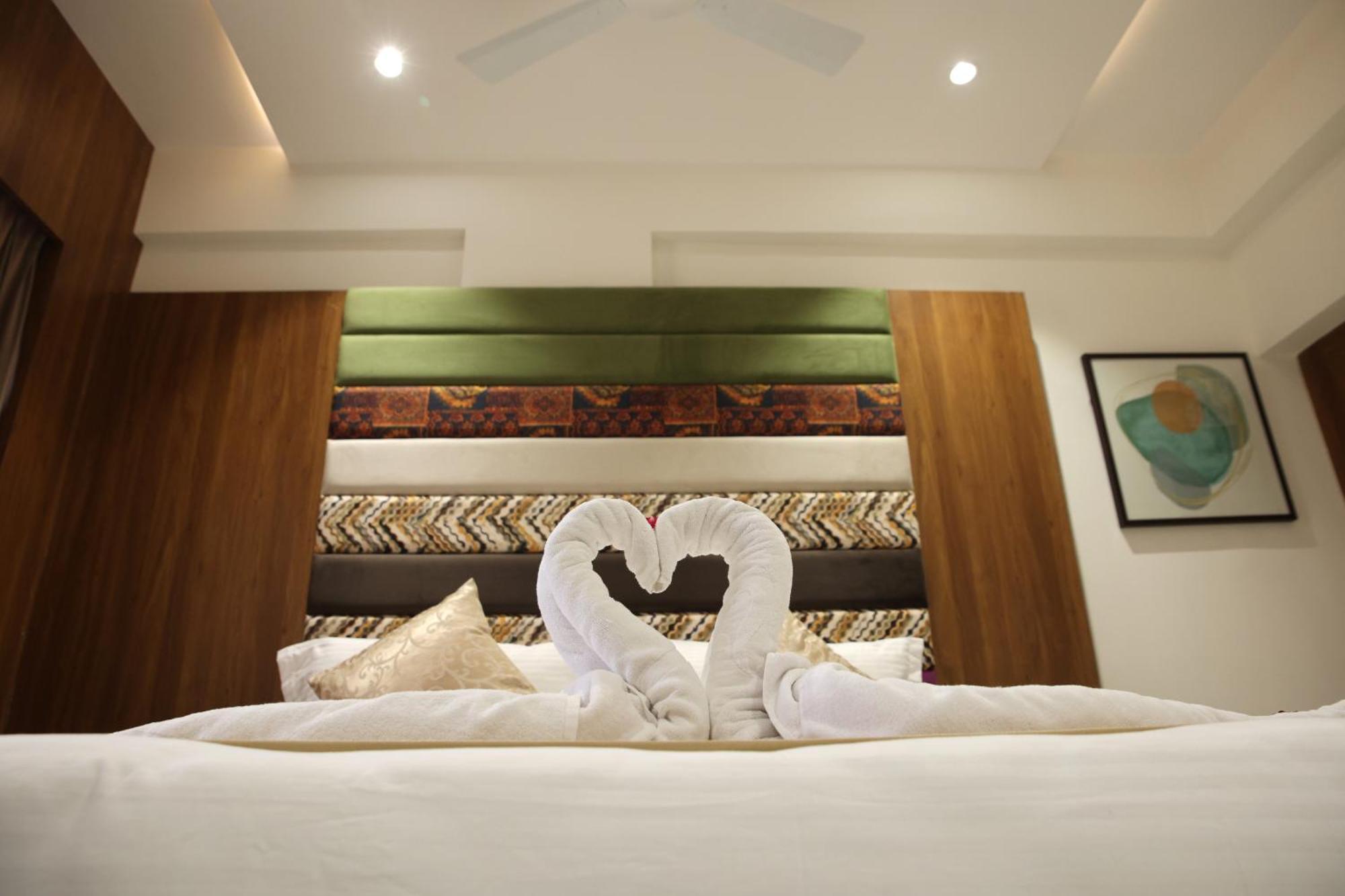 Lords Eco Inn, Ambaji Buitenkant foto
