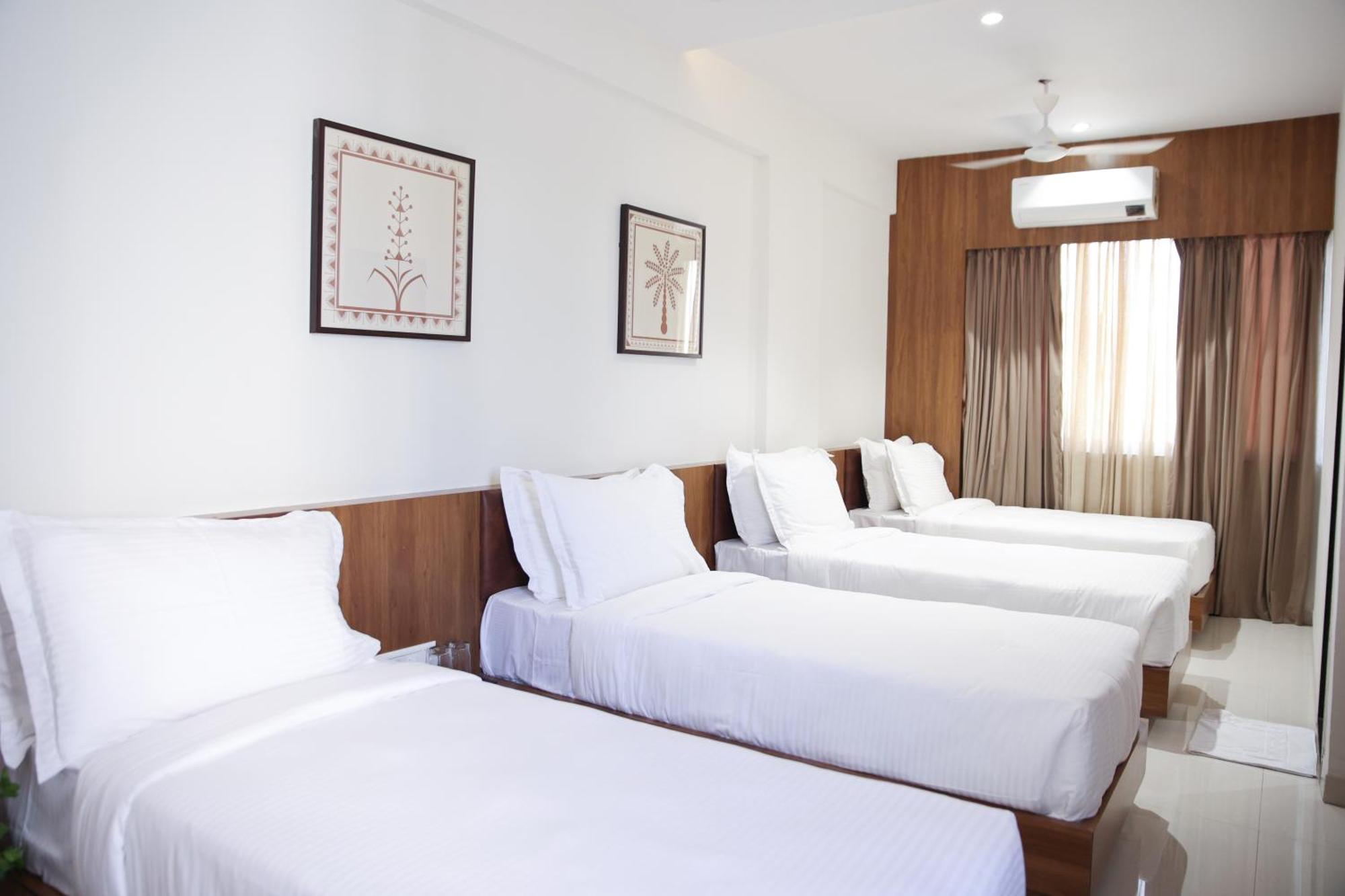 Lords Eco Inn, Ambaji Buitenkant foto