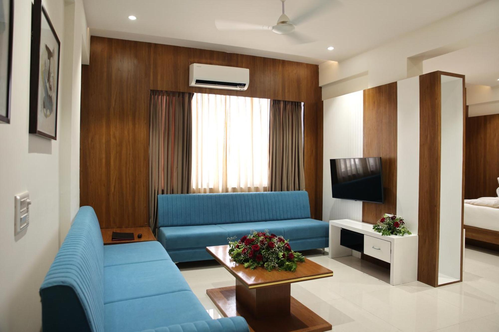 Lords Eco Inn, Ambaji Buitenkant foto